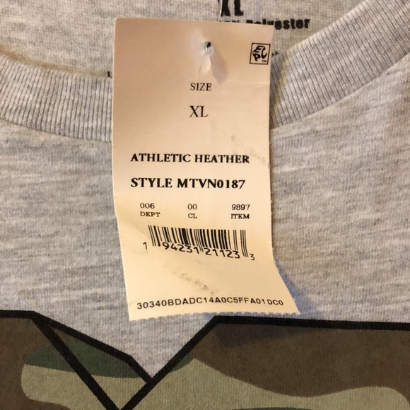 MTV 💜3/$30 Shirt size XL New! Musts at least 2 or more fit offer - Picture 4 of 6